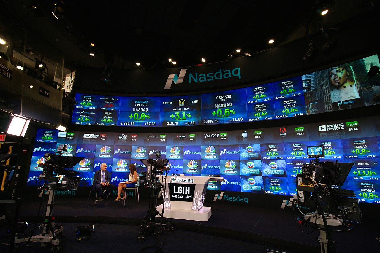 뉴욕 타임스스퀘어 Nasdaq MarketSite 방송 스튜디오